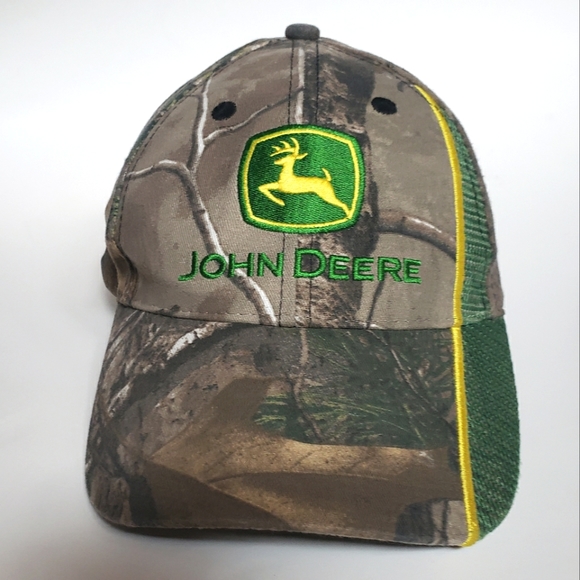 John Deere Other - John Deere Realtree camo baseball cap hat Youth One Size